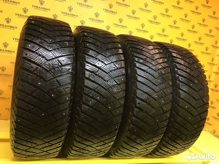 Goodyear UltraGrip Ice Arctic SUV 205/70 R15 96T