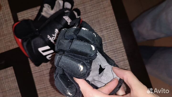 Краги хоккейные 10