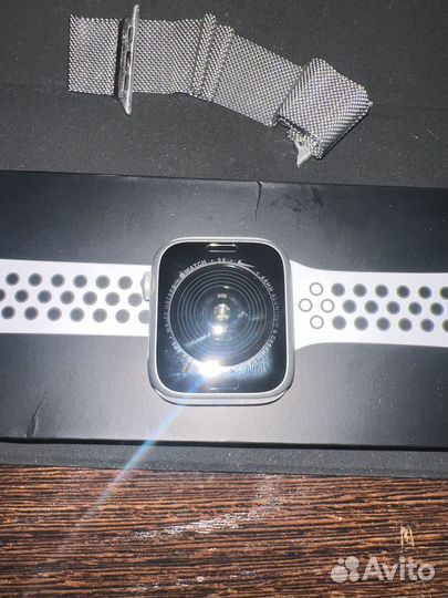 Часы apple watch se 44 mm nike