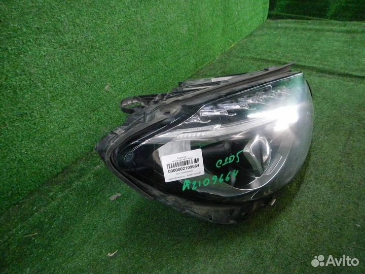 Фара правая Mercedes-Benz C-Class