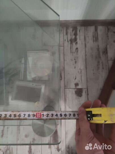 Стеклянная тумба