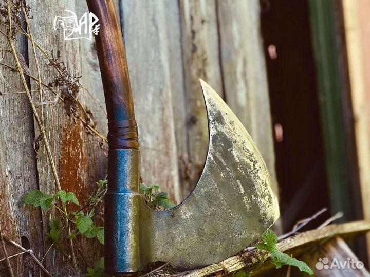 Кованый топор ручной работы Торговец