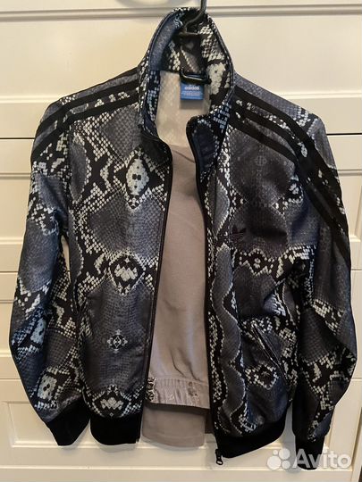 Спортивный костюм adidas