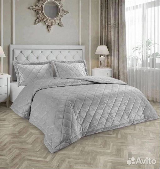 Стеганное покрывало велюр однотонный