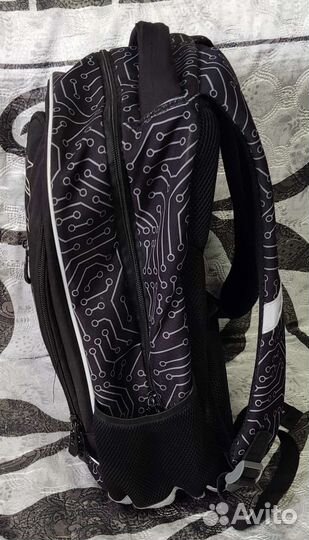 Школьный рюкзак