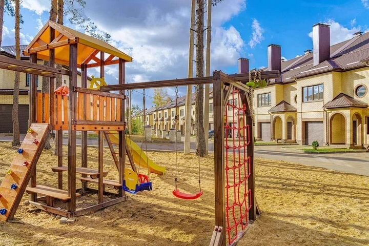 3-к. квартира, 105 м², 1/2 эт.