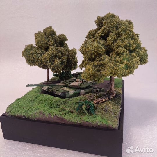 Диорама танк в овраге