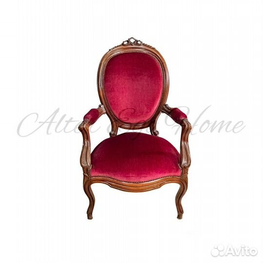 Антикварные буфеты, шкафы, столы, стулья, часы