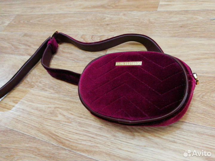 Поясная сумка love republic