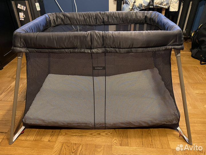 Манеж BabyBjorn Travel Cot Light
