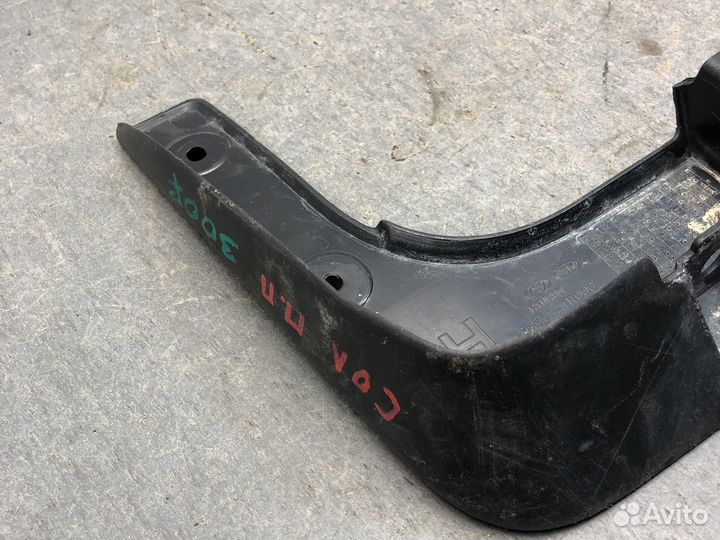 Брызговик пер прав Hyundai Solaris