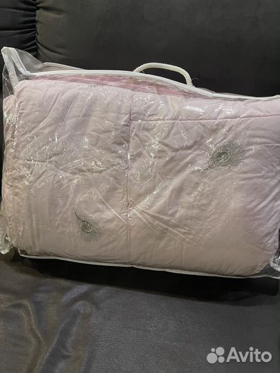 Одеяло,подушка,плед