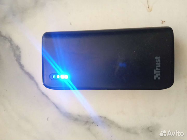 Внешний аккумулятор на 5000 и 10000