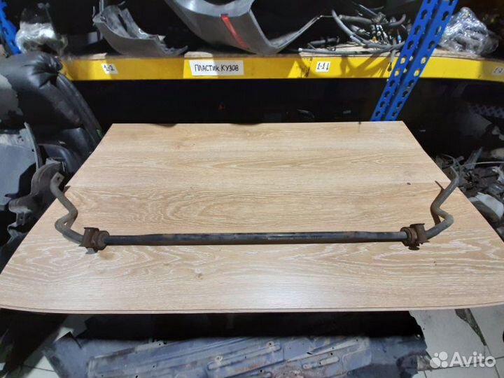 Стабилизатор задний Mercedes-Benz C-Class W204