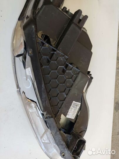 Фара левая Kia Ceed 3 на запчасти