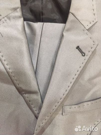 Два стильных костюма