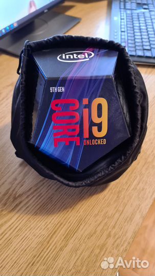 Box (коробка) от intel core i9-9900K