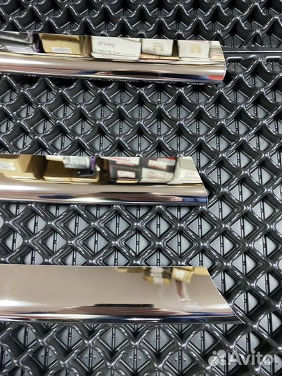 Накладки решетки радиатора VW Multivan Т5 2003