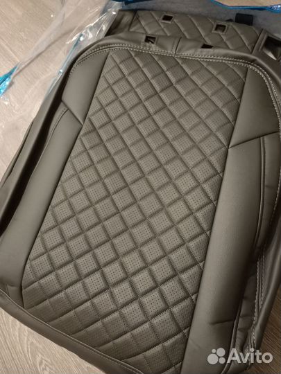 Чехлы на автомобильные сидения