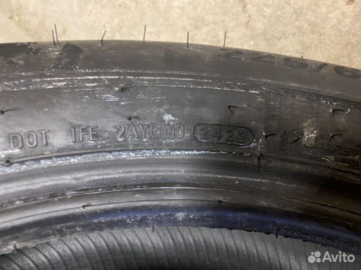 Kumho WinterCraft Ice Wi32 225/60 R17