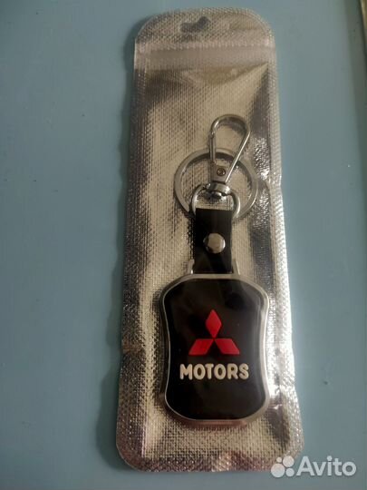 Брелок Mitsubishi