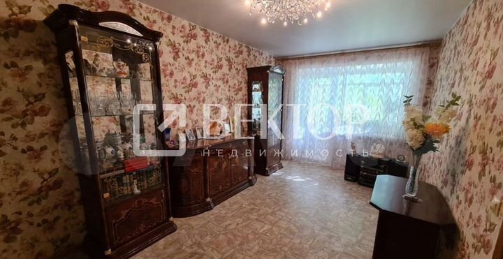 2-к. квартира, 46 м², 4/4 эт.