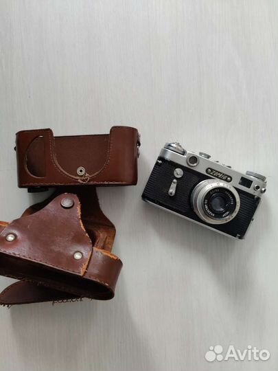 Плёночный фотоаппарат Зоркий 6