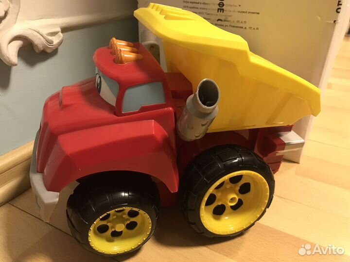 Игрушка самосвал Чак