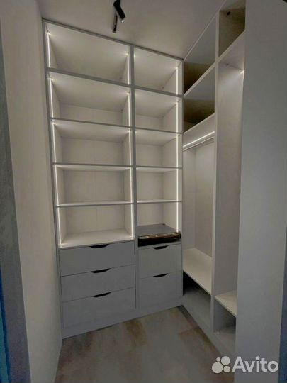 Гардеробная на заказ в рассрочку