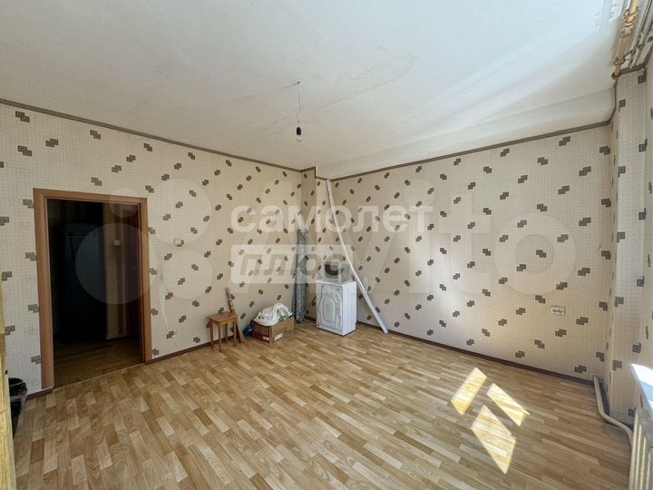 2-к. квартира, 57 м², 2/2 эт.