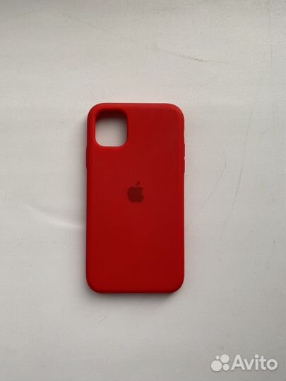 Чехлы на iPhone 11