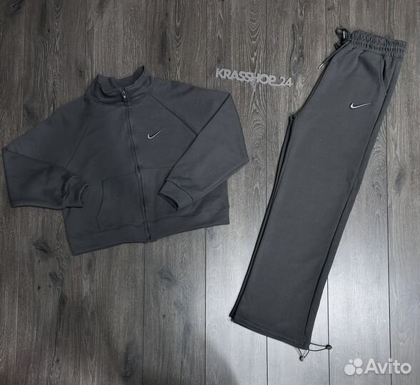 Спортивный костюм nike