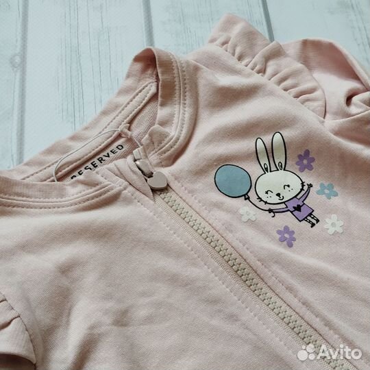 Новый комбинезон на девочку 92 см