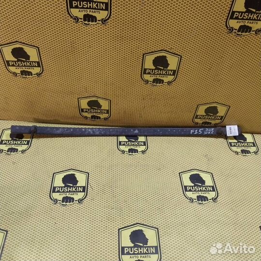 Наполнитель/абсорбер заднего бампера Nissan Juke