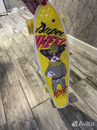 Скейтборд новый светящиеся колеса