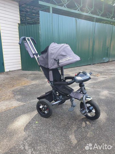 Трехколесный велосипед