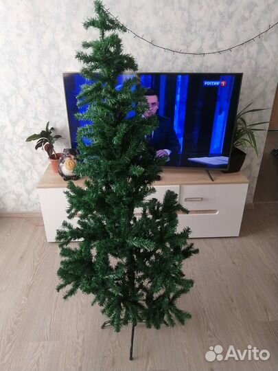 Елка искусственная