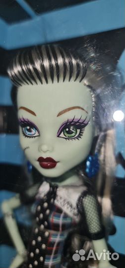 Куклы monster high базовая Френки - 2021г nrfb