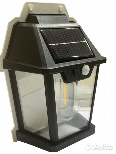 Светильник на солнечной батарее с датчиком движ