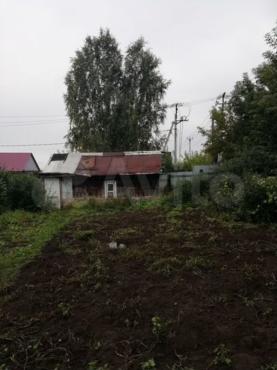 Дача 20 м² на участке 8 сот.