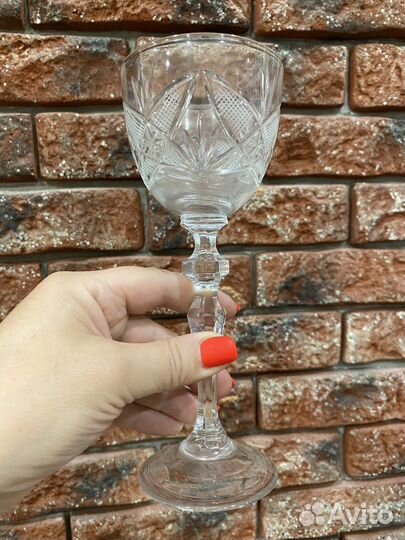 Хрустальные бокалы