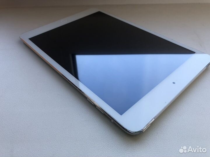 iPad mini 2 32гб LTE