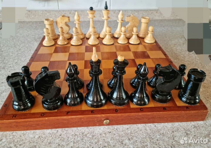 Шахматы деревянные