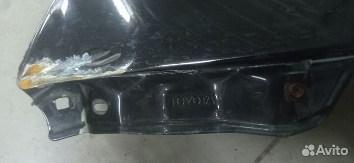 Крыло переднее левое Toyota Avensis 2006-2010