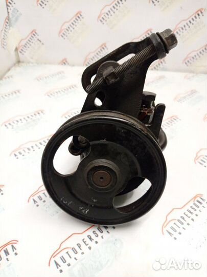 Насос гидроусилителя руля Kia Rio LEV A5D 2005