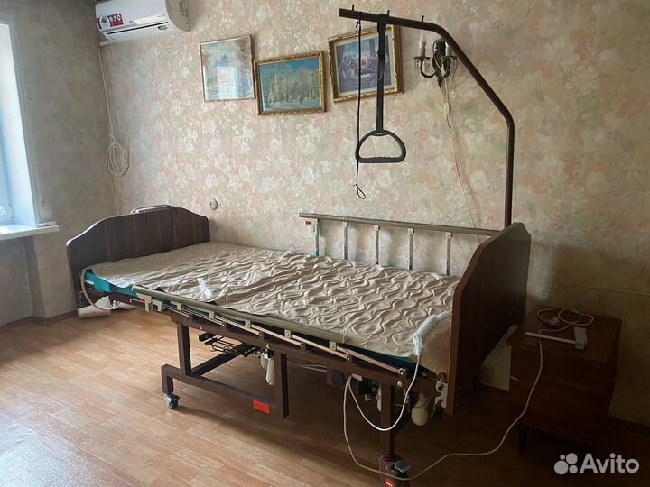 MET revel L Кровать медицинская электрическая