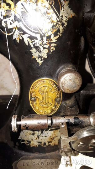 Швейная машина Singer