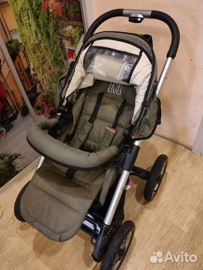 Коляска mutsy