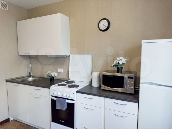 1-к. квартира, 35 м², 3/25 эт.