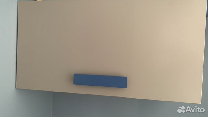 Детский письменный стол Infinity